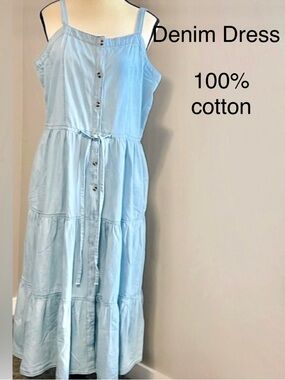 NWT 100%cotton Light Blue Sleeveless front Button functional closure Denim Dress